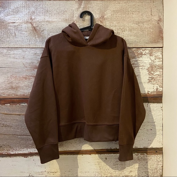 Zara Tops - Zara // cropped hoodie